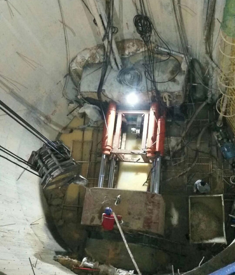 10001569301335128.jpg 05.jpg